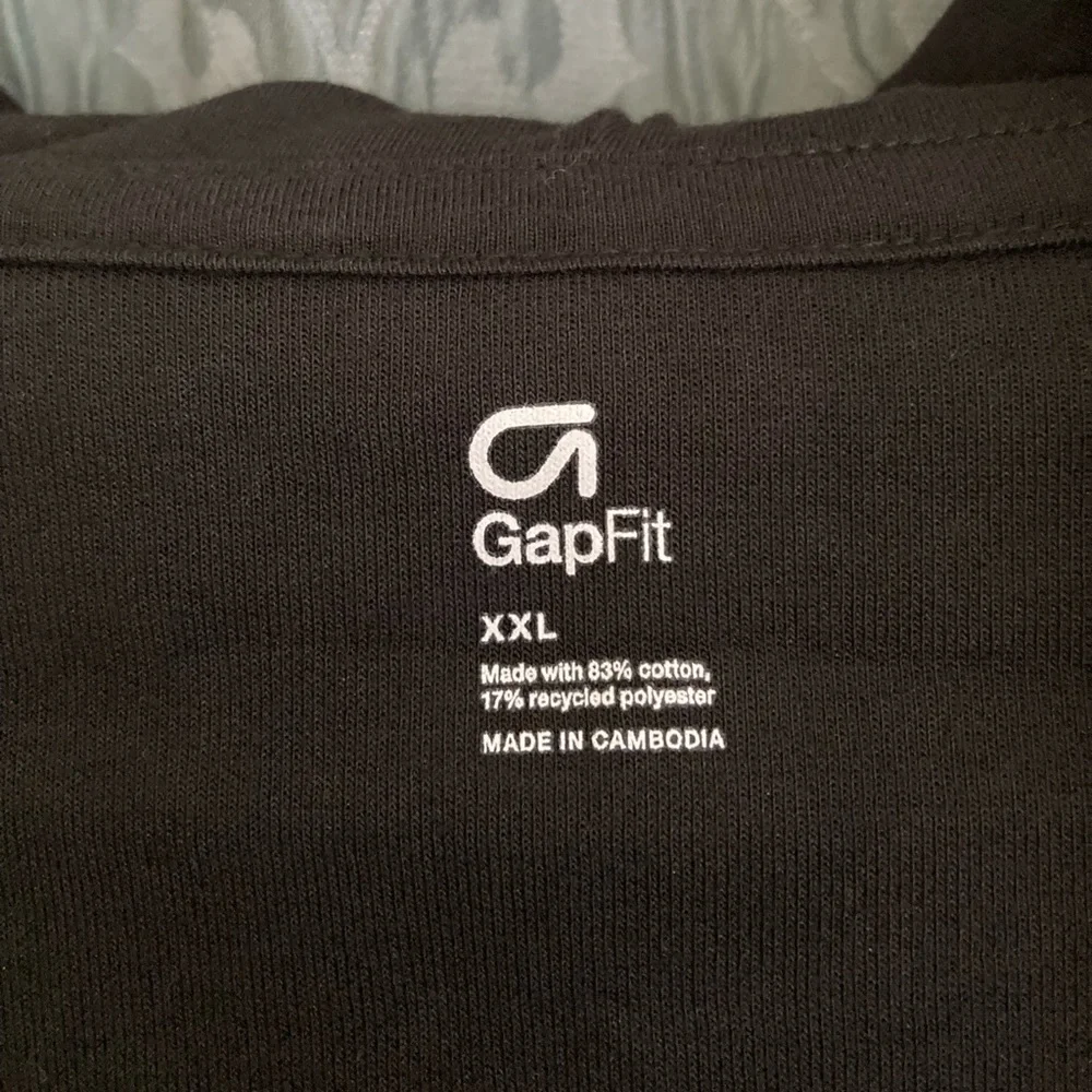 Gap | NWT Active Black Zip Up Hoodie